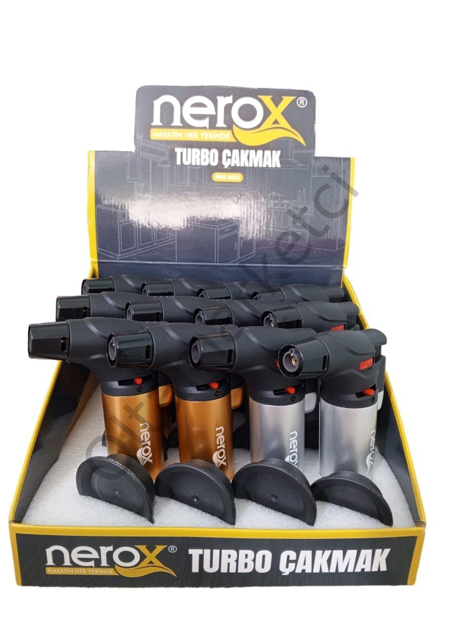 Nerox Pürmüzlü Turbo Çakmak Gümüş